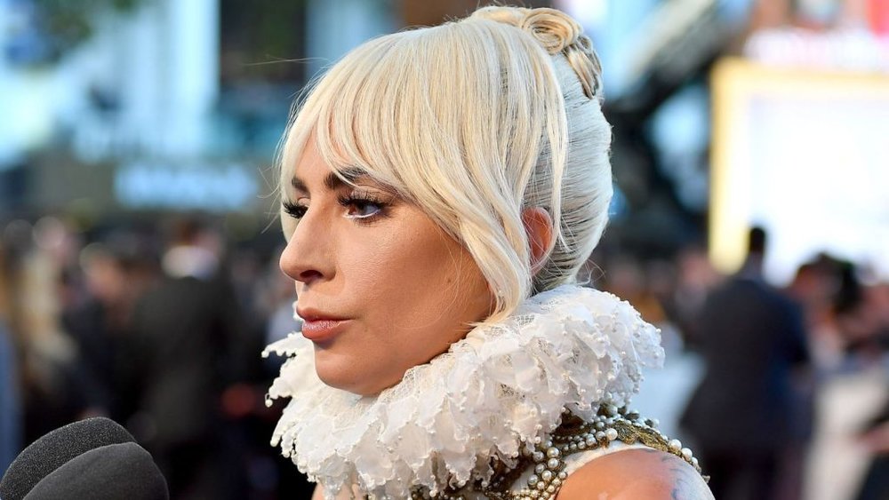 Is Lady Gaga Pregnant Singer Makes A Shocking Announcement On Twitter Medicare Granny 